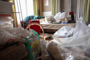 ゴミ屋敷の残置物撤去費用相場｜一軒家とマンションに分けて詳しく解説