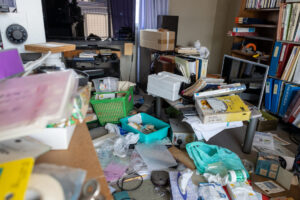 ゴミ屋敷を処分するなら解体や片付けは必要？高く売るには何をすれば良い？